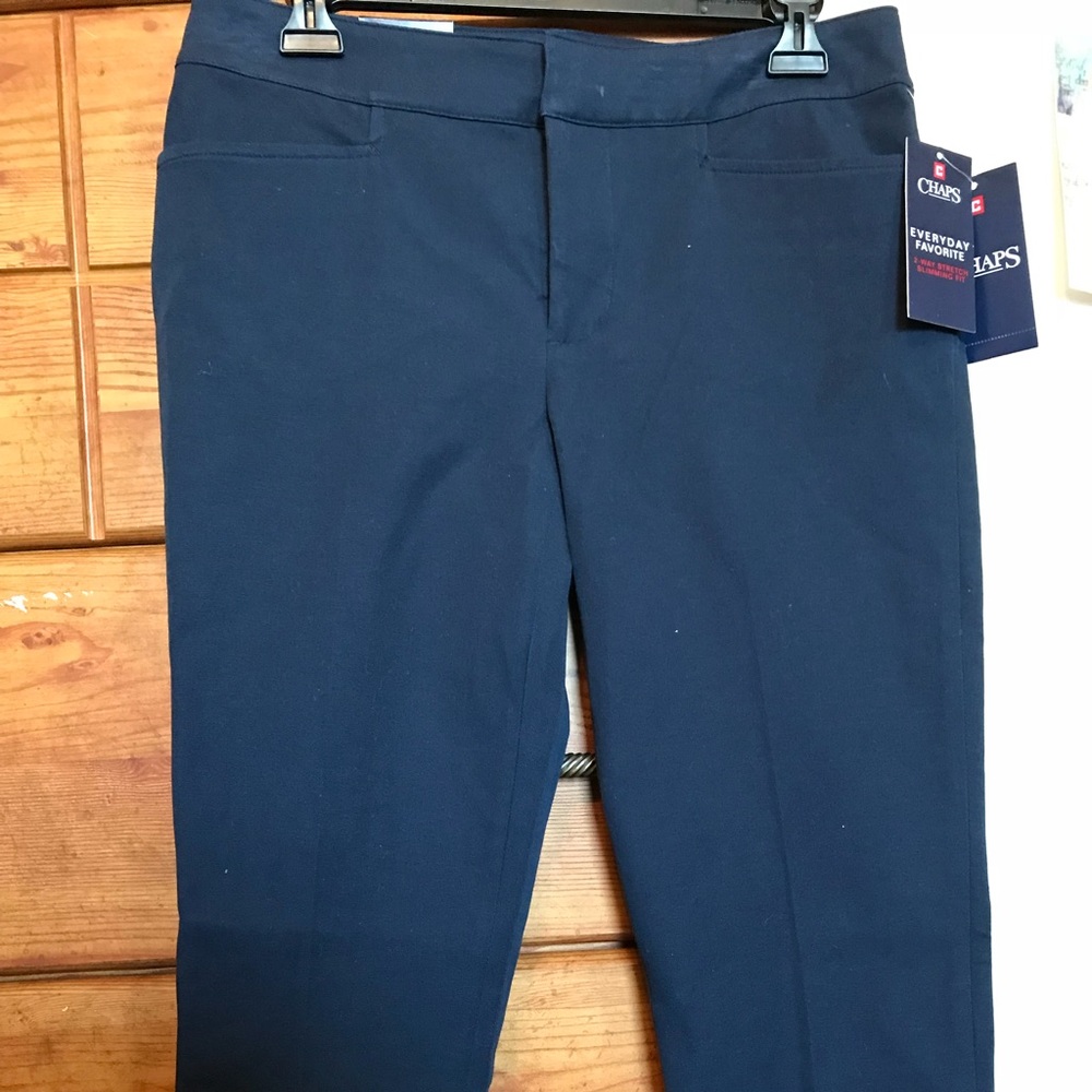 Chaps Navy Blue Capri size 6